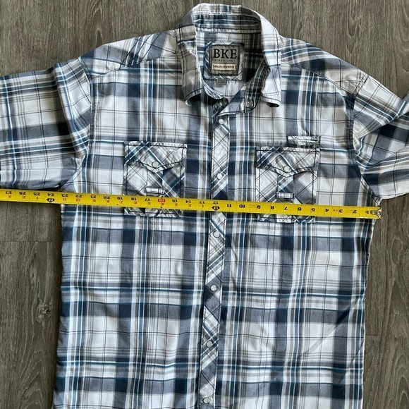 BKE Athletic Fit Stretch Pearl Snap Shirt Western Button Down Size XL Plaid EUC - Picture 6 of 6